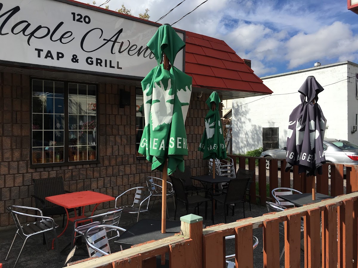 Maple Avenue Tap & Grill
