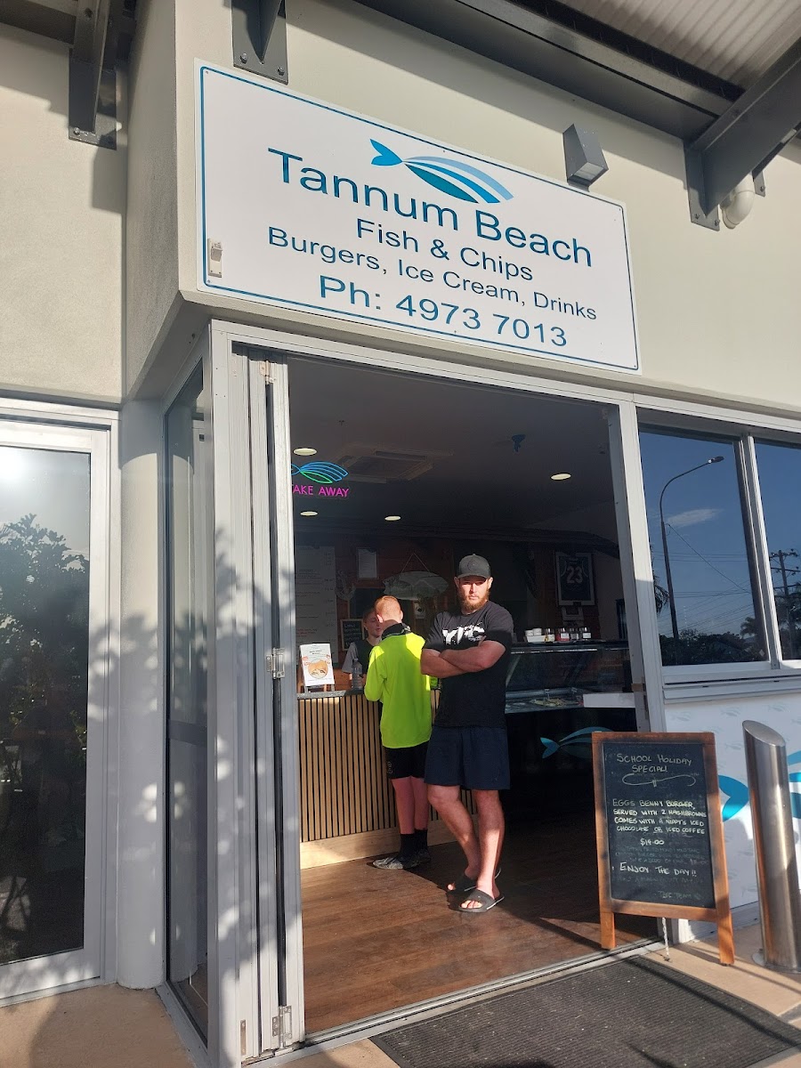 Tannum Beach Fish & Chips